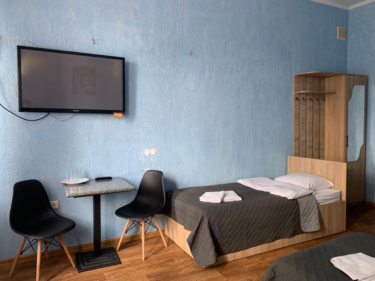 Hotel Femina Zhytomyr Ngoại thất bức ảnh